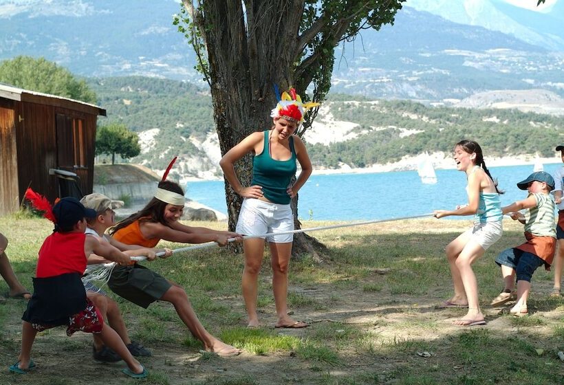 Курорт L Ecrin Du Lac