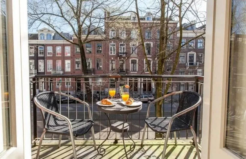 Sarphati Apartments Suites