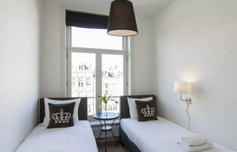 Sarphati Apartments Suites