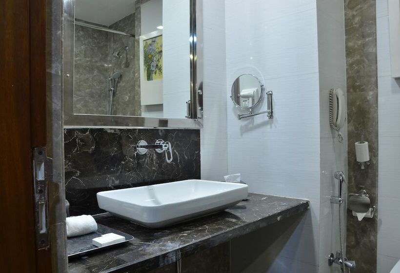 The Lal Vilas Hotel & Resort