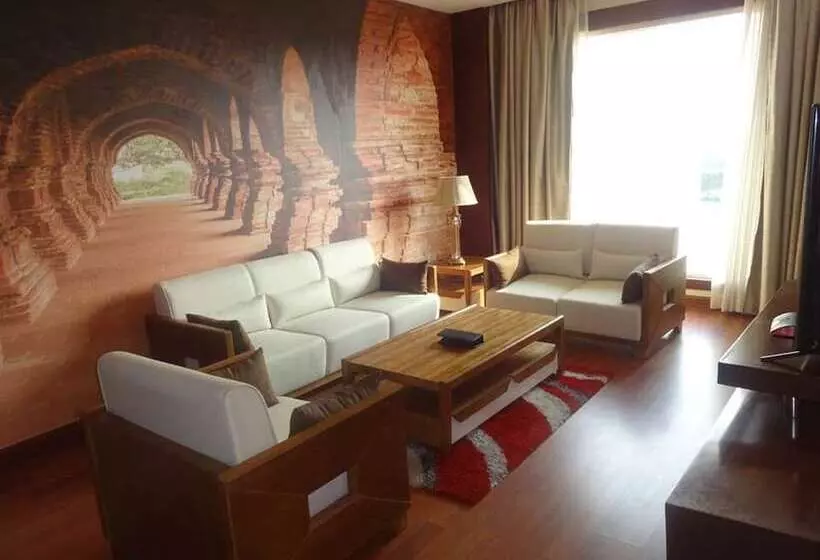 The Lal Vilas Hotel & Resort