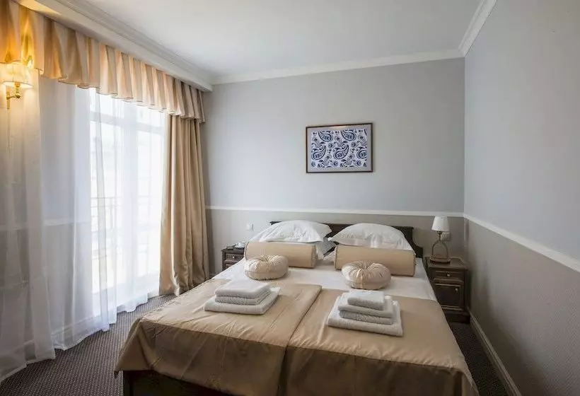 Aglaya Hotel & Courtyard