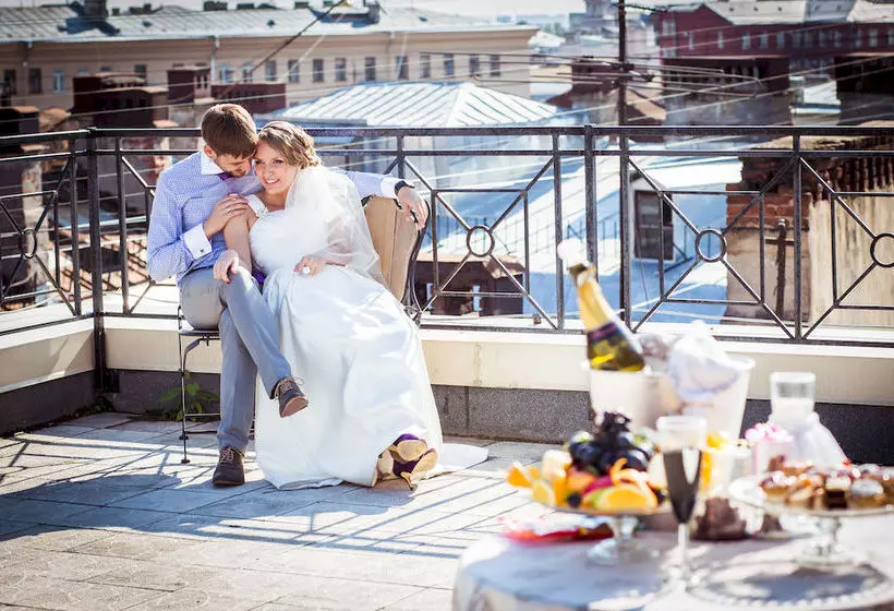 Aglaya Hotel & Courtyard