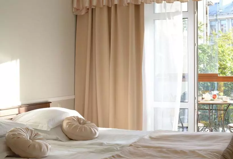 Aglaya Hotel & Courtyard