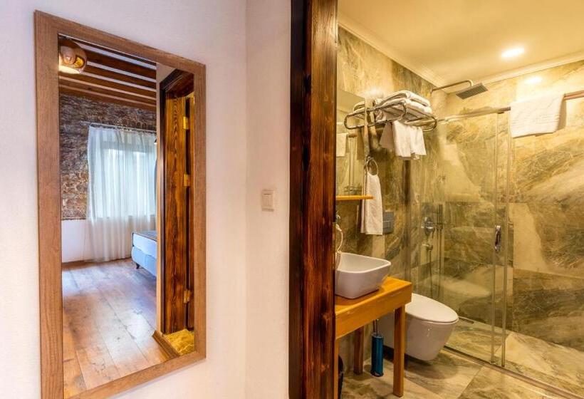 בית מלון כפרי Akkan