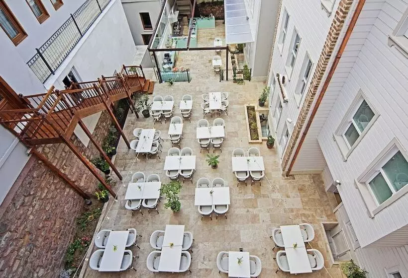 ホテル Azade Premier