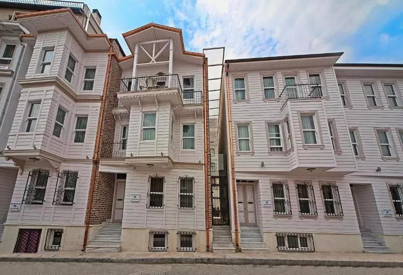 ホテル Azade Premier