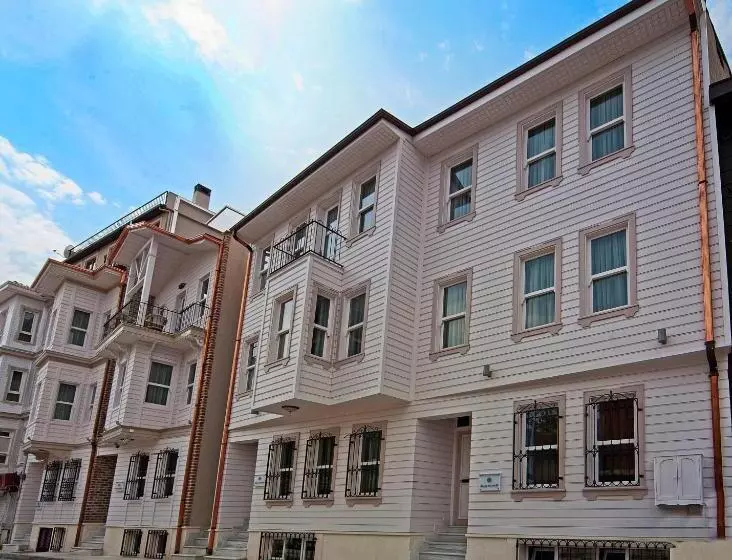 ホテル Azade Premier