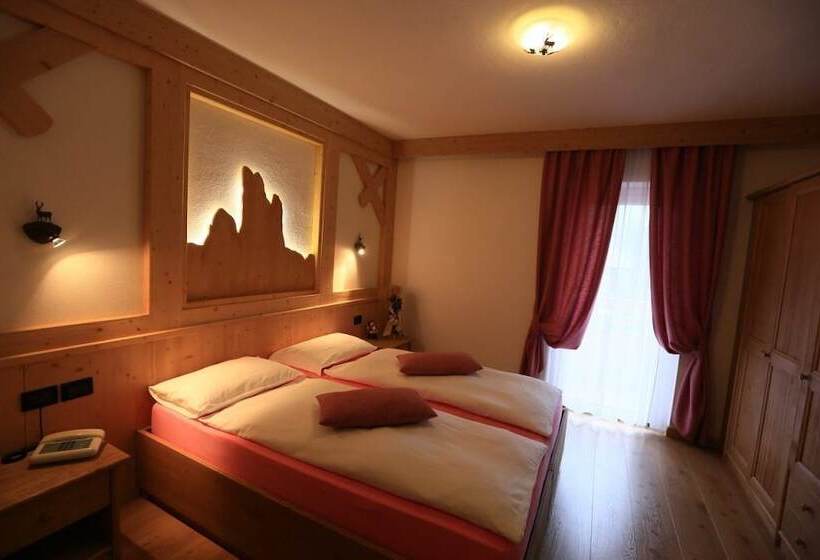 فندق Chalet Alaska