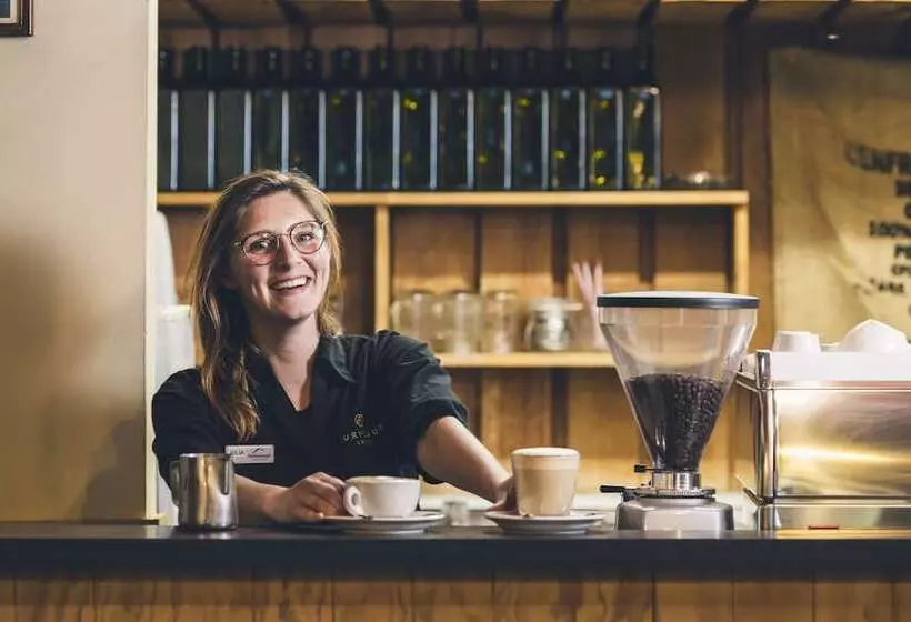 호텔 Furneaux Lodge