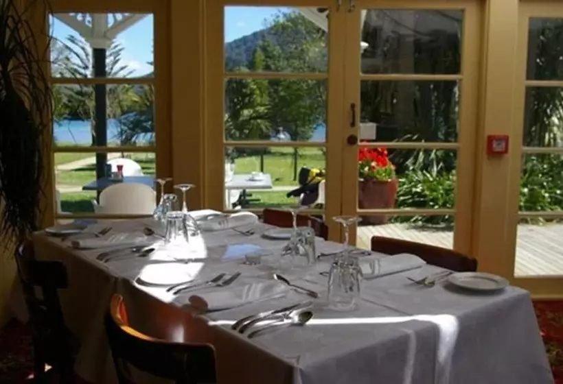 호텔 Furneaux Lodge