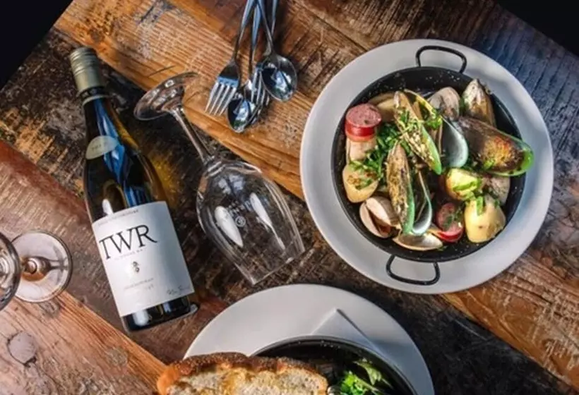 호텔 Furneaux Lodge