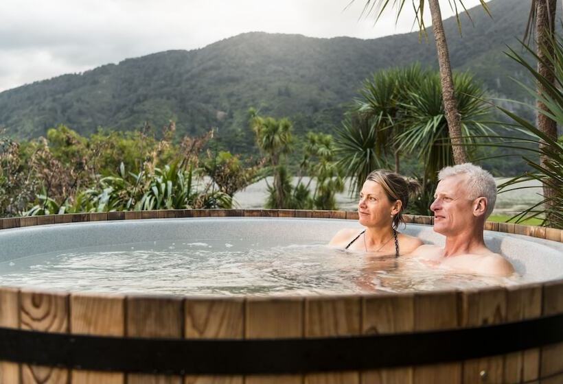 בית מלון כפרי Furneaux Lodge