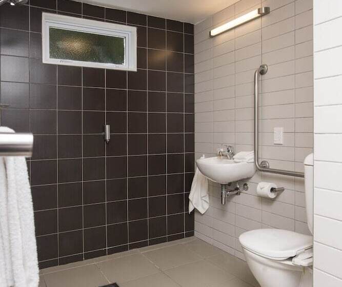 בית מלון כפרי Furneaux Lodge