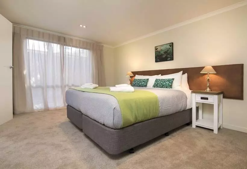 호텔 Furneaux Lodge