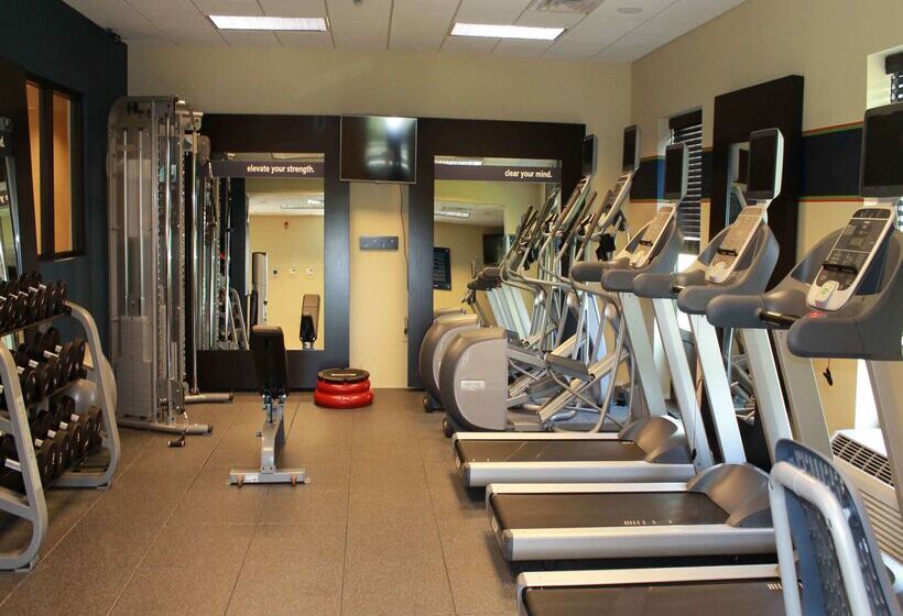 فندق Hampton Inn & Suites Stroudsburg Pocono Mountains