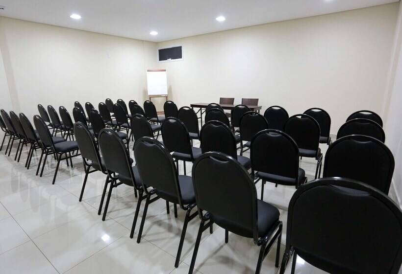 酒店 Golden Tower Express Franca By Fênix Hotéis