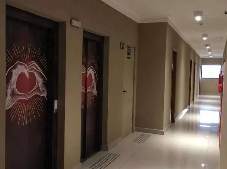 酒店 Golden Tower Express Franca By Fênix Hotéis