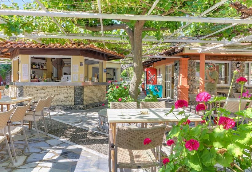 בית מלון כפרי Mare Monte Beach