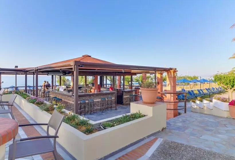 בית מלון כפרי Mare Monte Beach