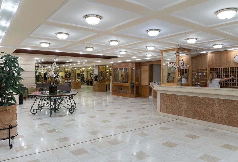 בית מלון כפרי Mare Monte Beach