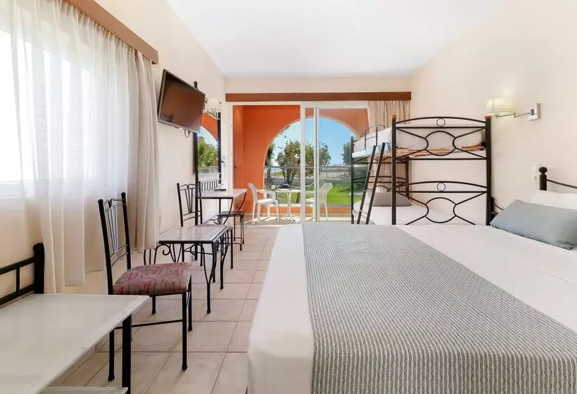 בית מלון כפרי Mare Monte Beach