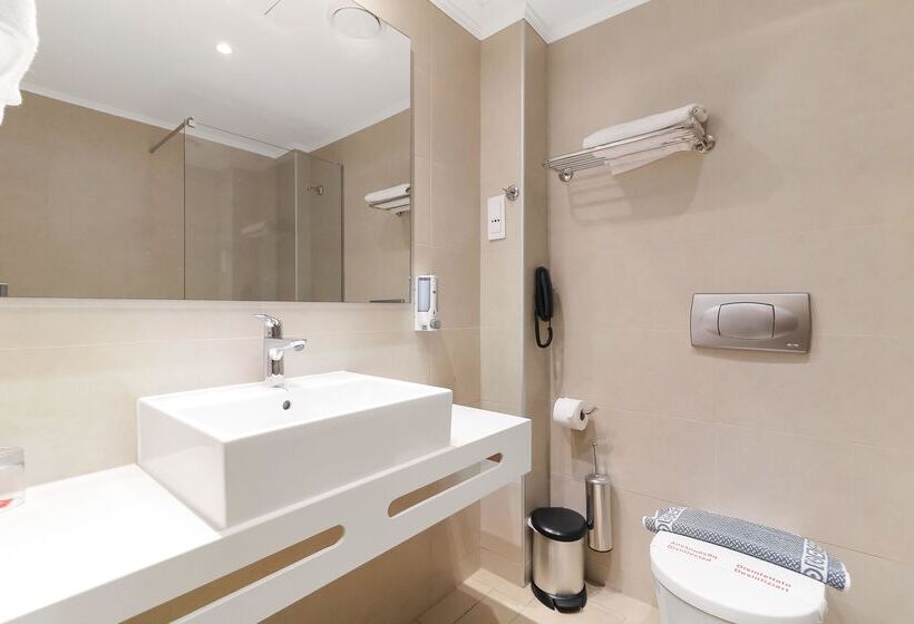 בית מלון כפרי Mare Monte Beach