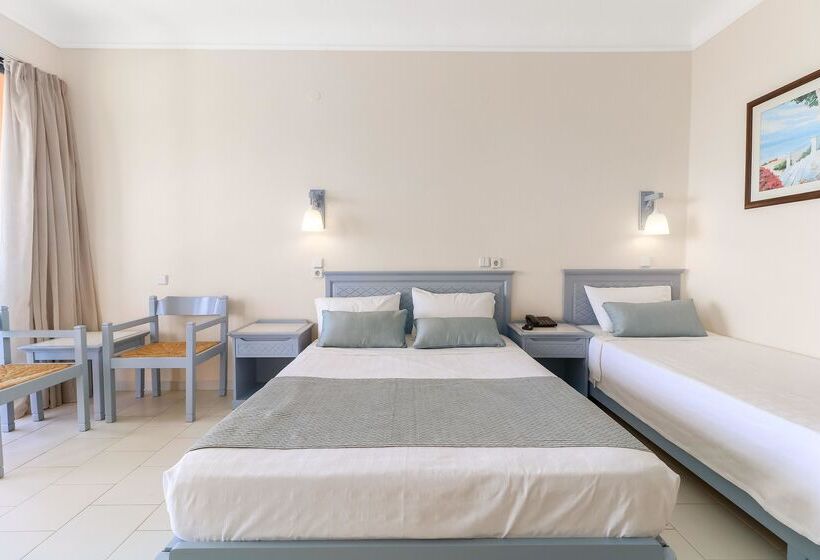 בית מלון כפרי Mare Monte Beach