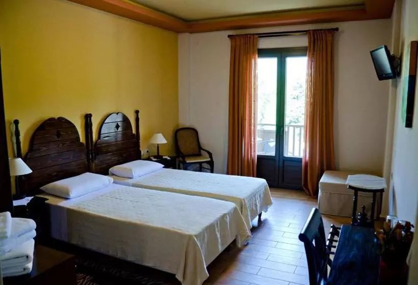 فندق Melegos Inn