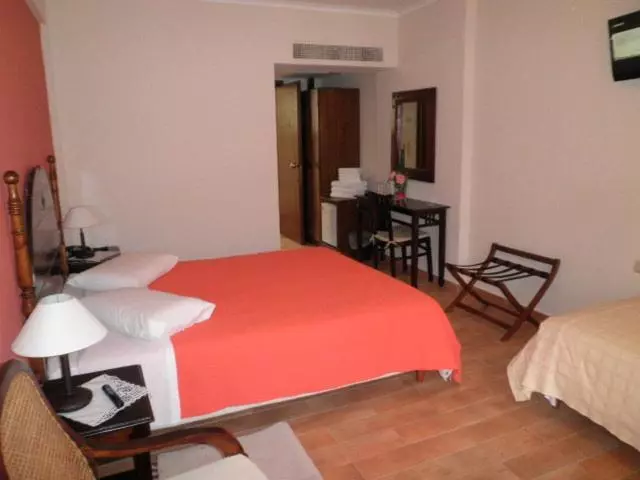 فندق Melegos Inn