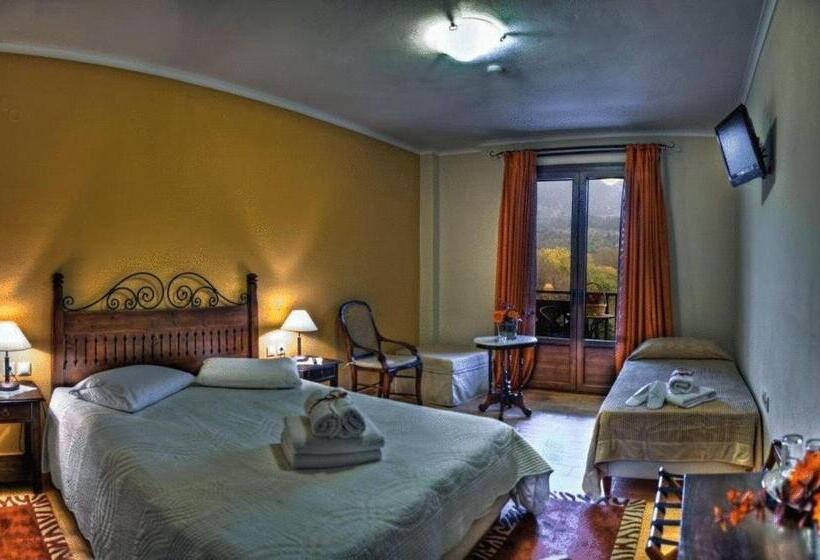 ホテル Melegos Inn