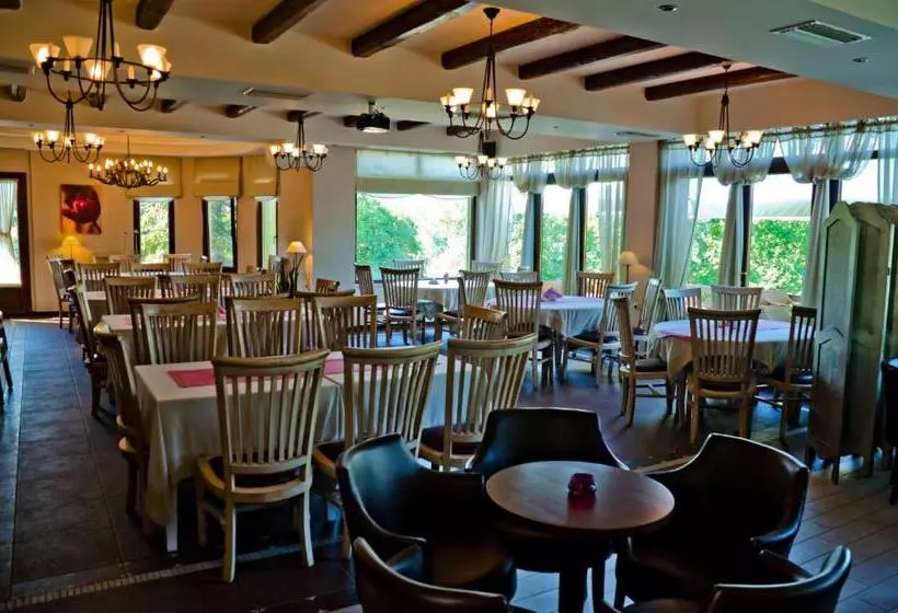 فندق Melegos Inn