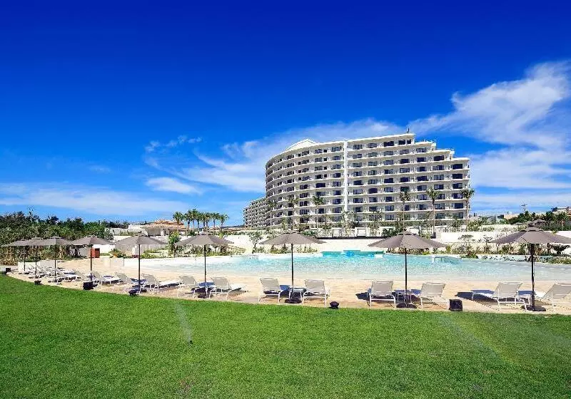 호텔 Monterey Okinawa Spa & Resort