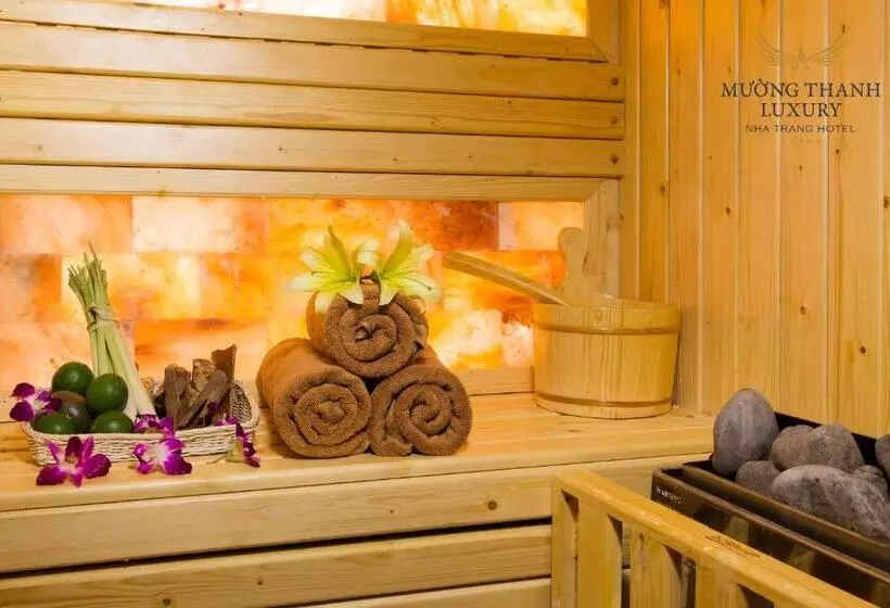 酒店 Muong Thanh Luxury Nha Trang