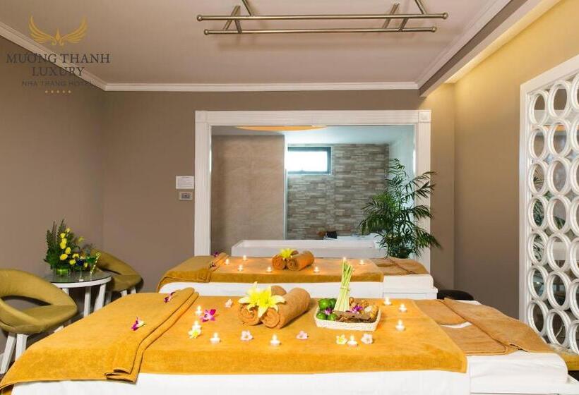酒店 Muong Thanh Luxury Nha Trang