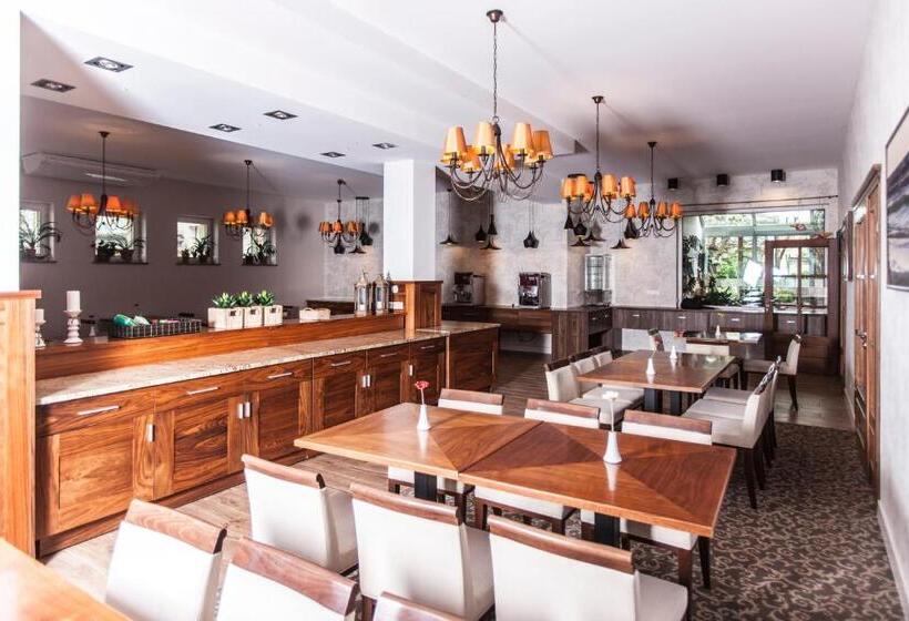 בית מלון כפרי Ośrodek Wypoczynkowy Alcest