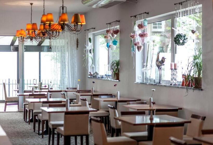 בית מלון כפרי Ośrodek Wypoczynkowy Alcest