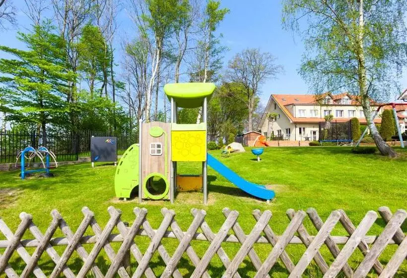 Hotel Ośrodek Wypoczynkowy Alcest