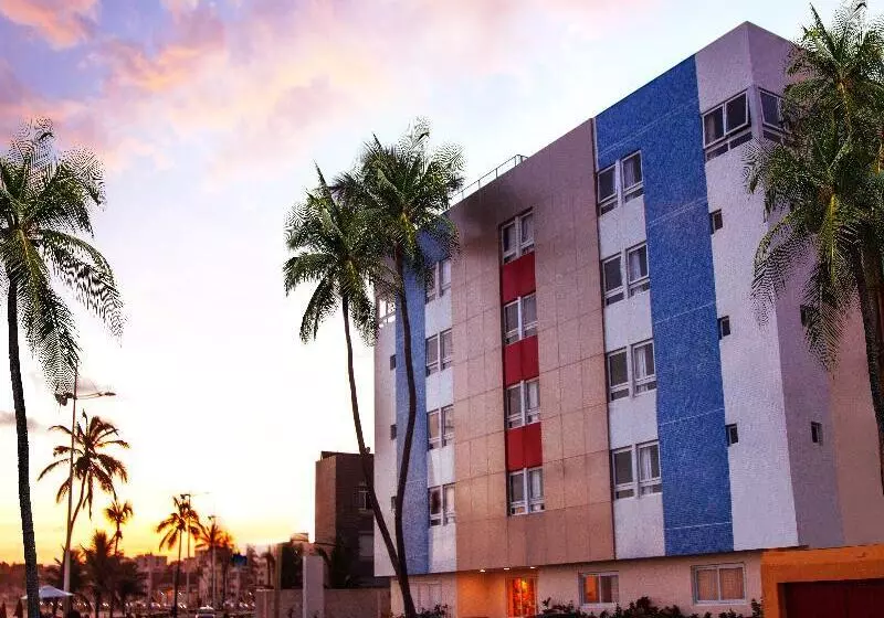 בית מלון כפרי Rede Andrade Express