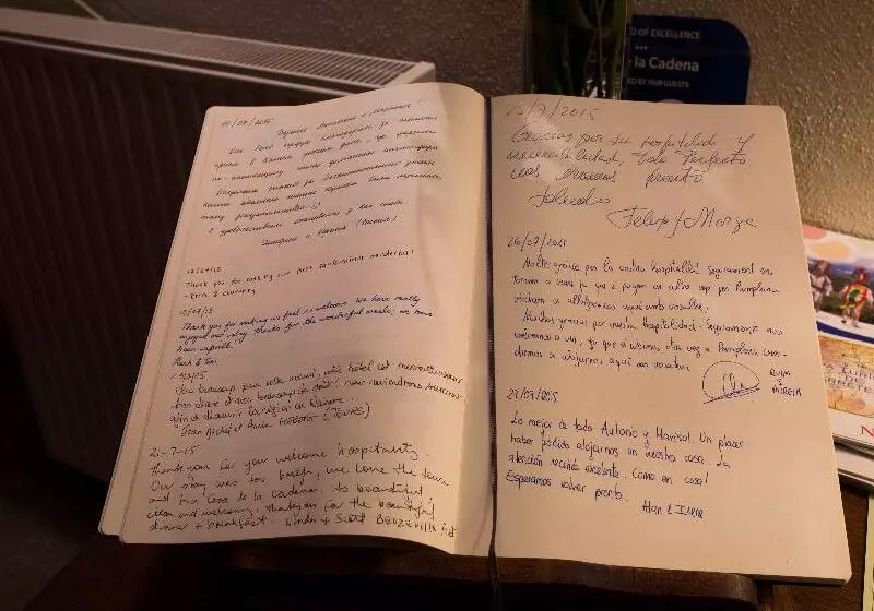 هتل روستایی Casa De La Cadena