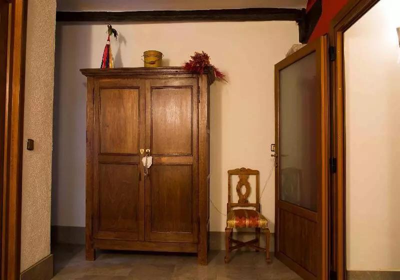 هتل روستایی Casa De La Cadena