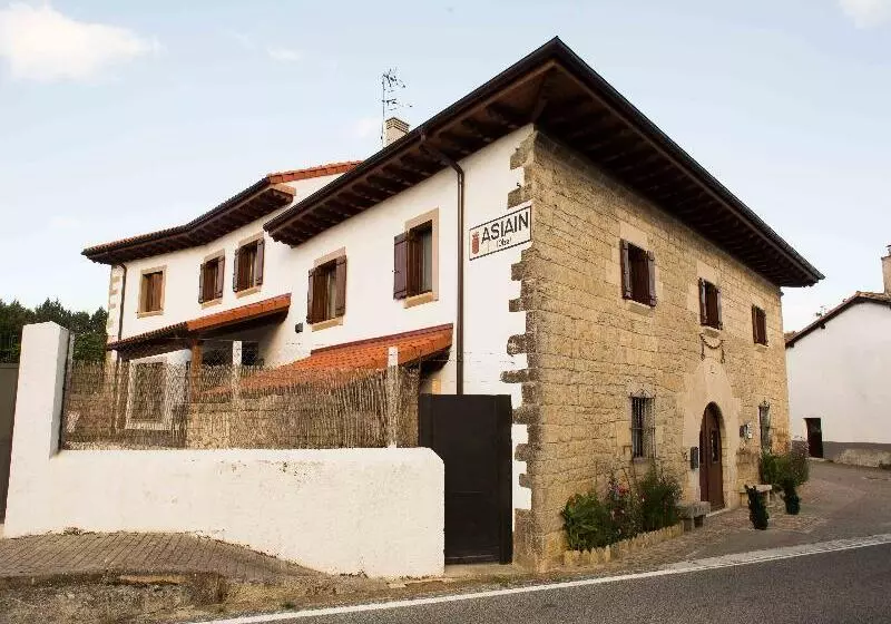 هتل روستایی Casa De La Cadena