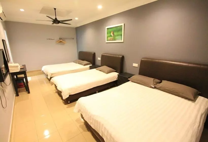 Hotel Station 18