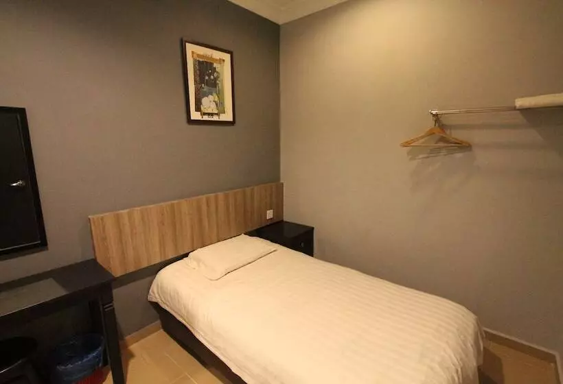 Hotel Station 18