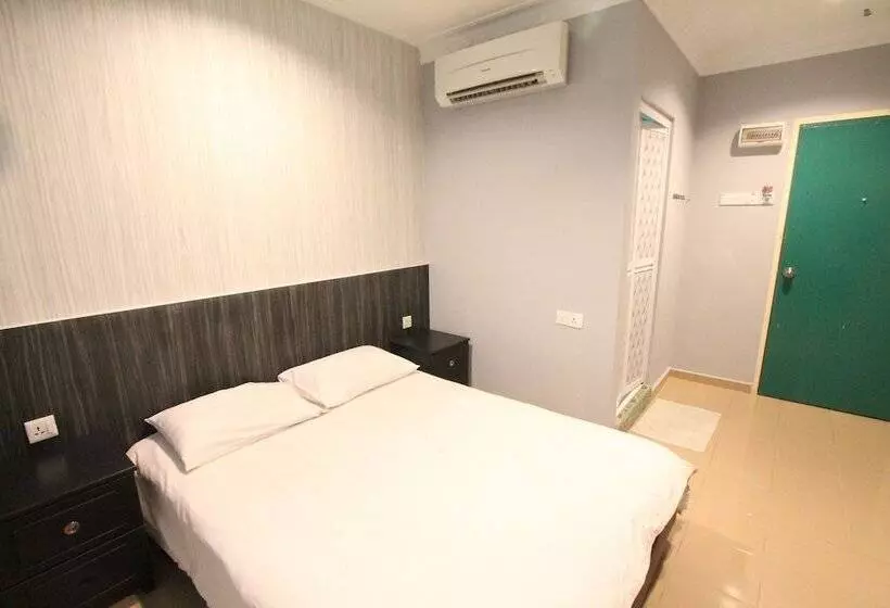 Hotel Station 18
