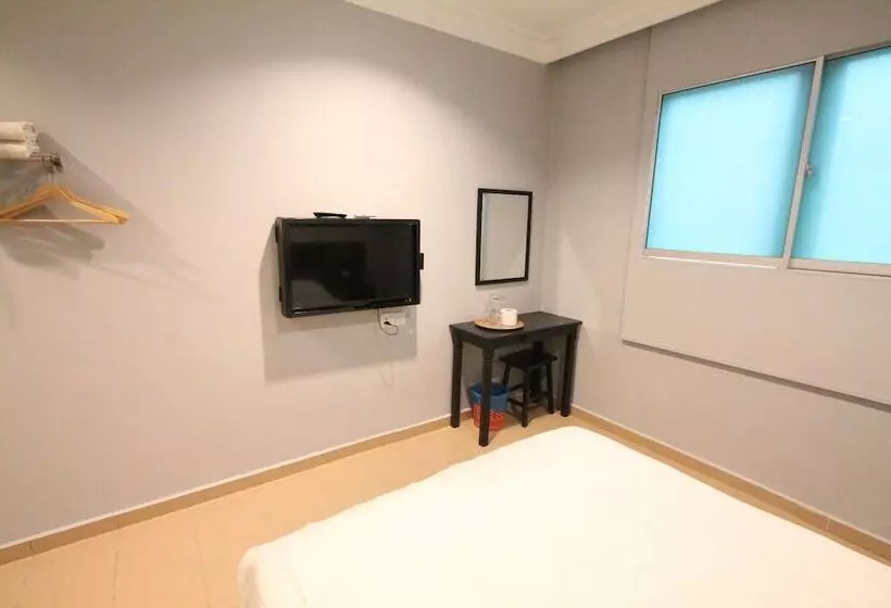 Hotel Station 18