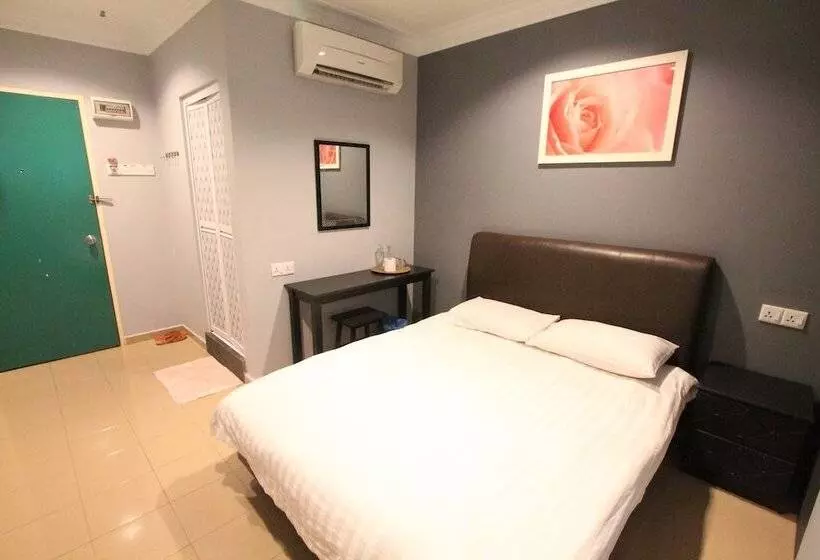 Hotel Station 18