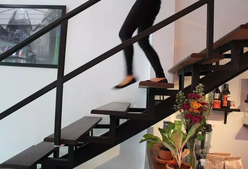 Kama Bangkok   Boutique Bed & Breakfast   Hostel