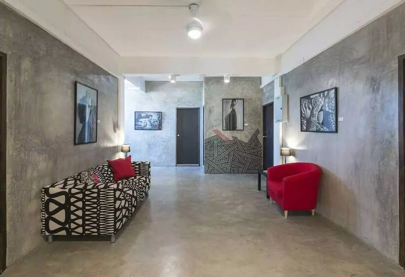 Kama Bangkok   Boutique Bed & Breakfast   Hostel