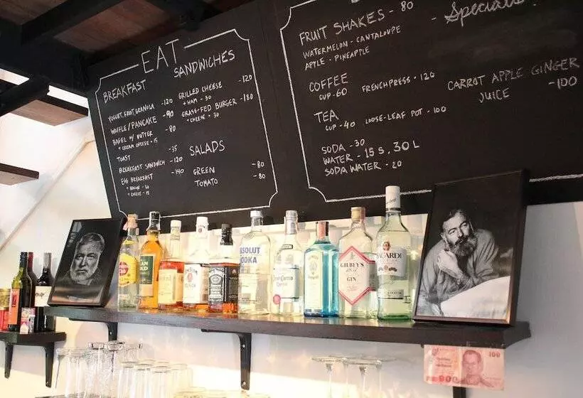 Kama Bangkok   Boutique Bed & Breakfast   Hostel